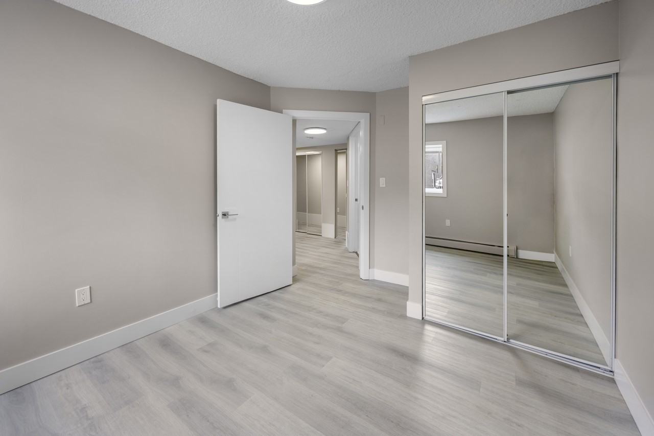 St. Charles Apartments - Photo 6 of 10