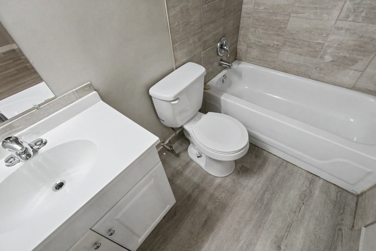 Priya Place - Photo 7 of 14