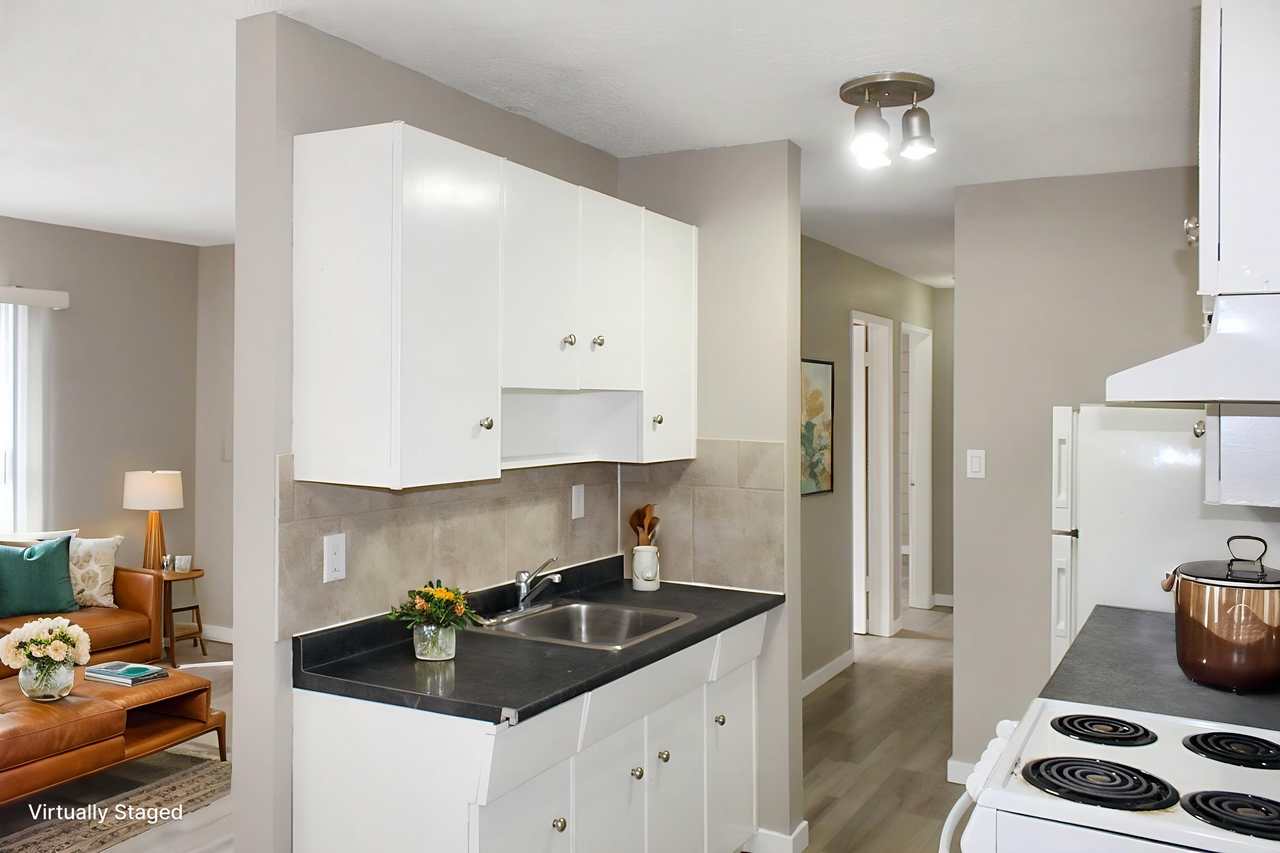 Oasis Apartments - Photo 2 of 19