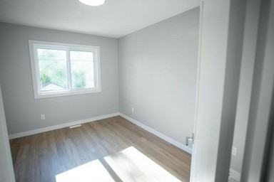 10996 123st - Photo 3 of 10