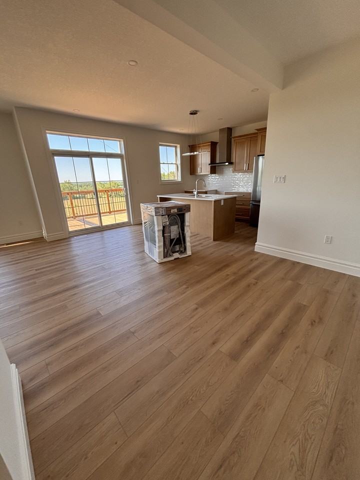 1622 Upper West - Upper House - Photo 3 of 15