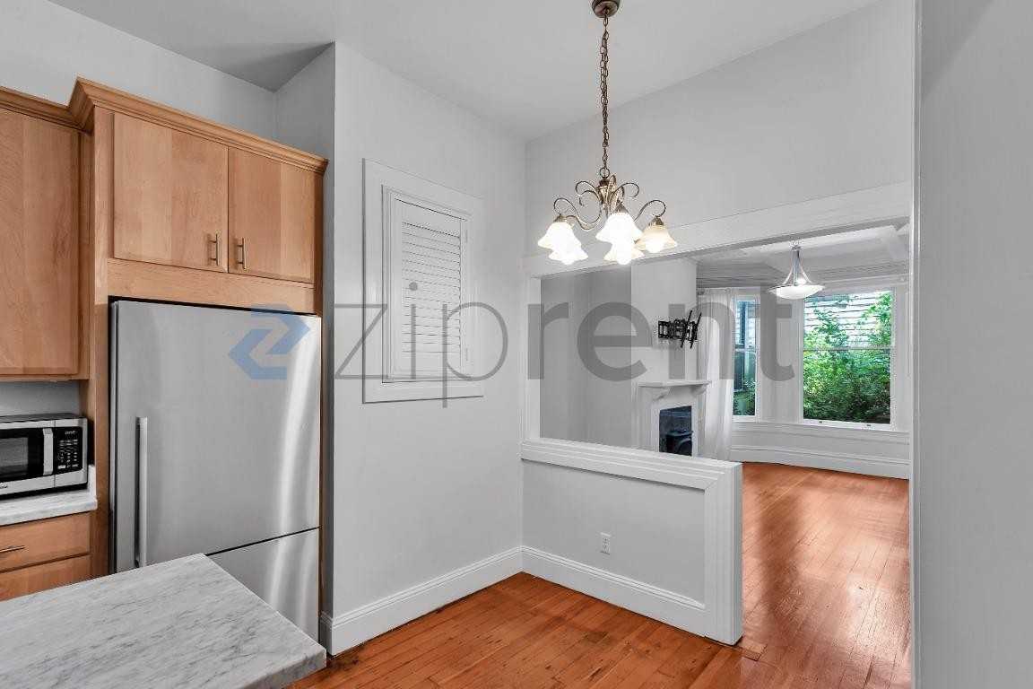 3110 Clay St #2 - Photo 5 of 16