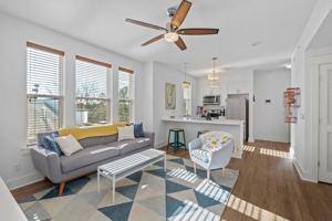 featured image of 495 W Prairie St