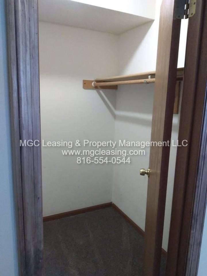 1558 E 125th St - Photo 5 of 16
