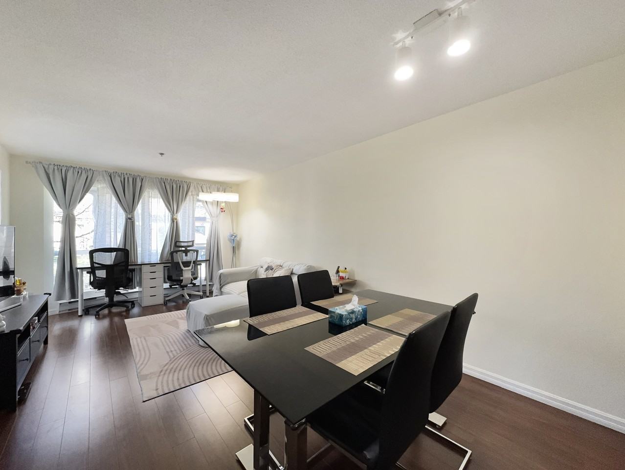 8620 Jones Road - Photo 5 of 13