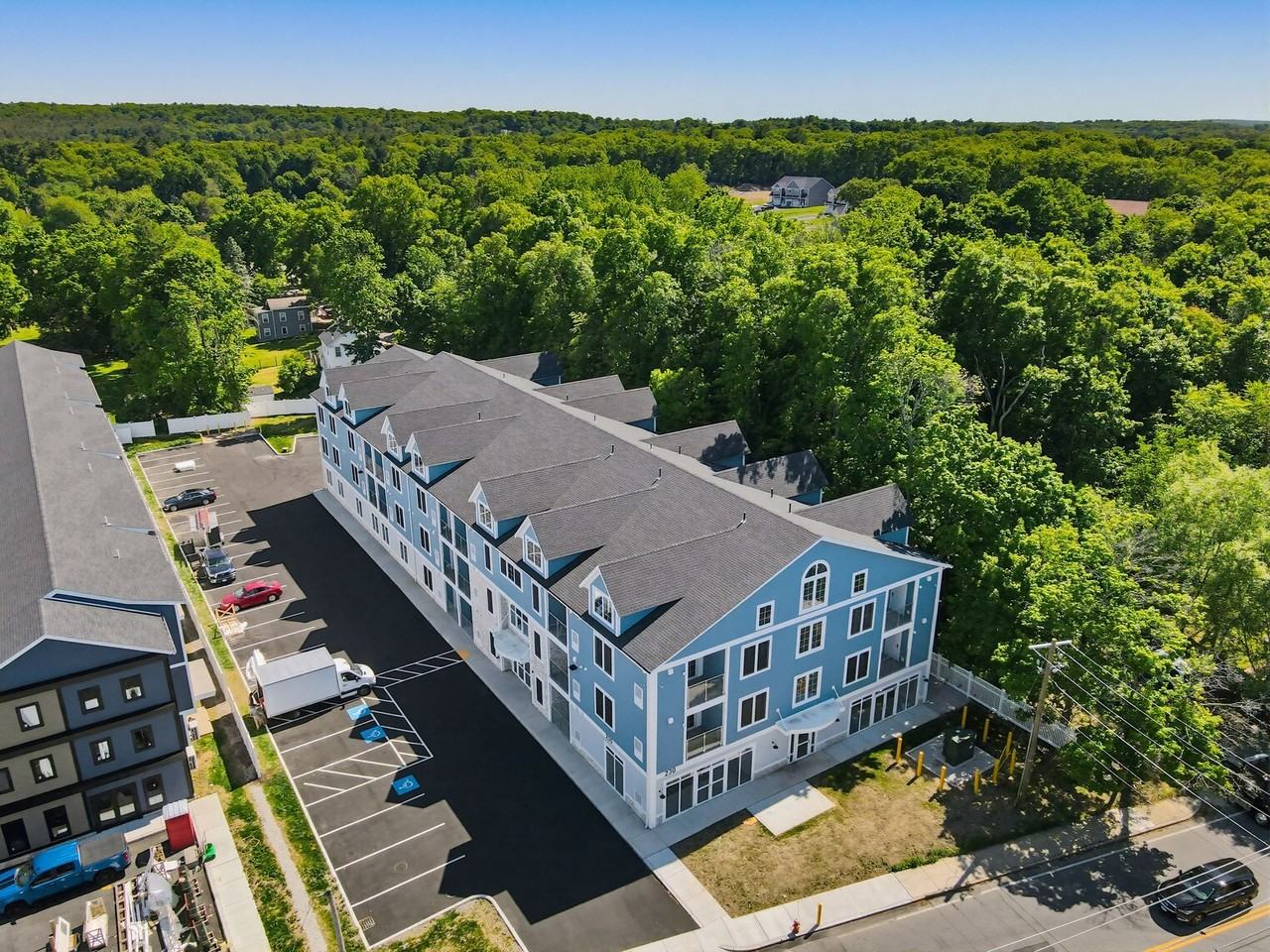 Taj Estates of Franklin II - Photo 3 of 18