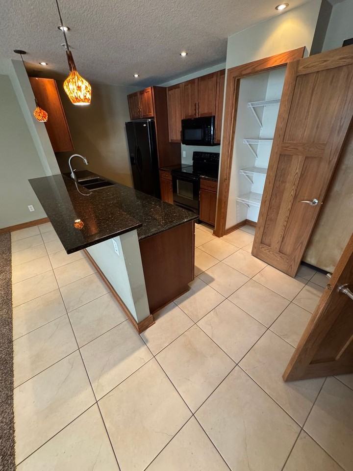 6500 University Lofts - Photo 5 of 24
