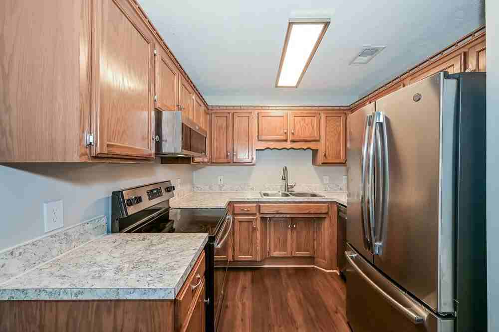 603 Freedom Ct - Photo 7 of 16
