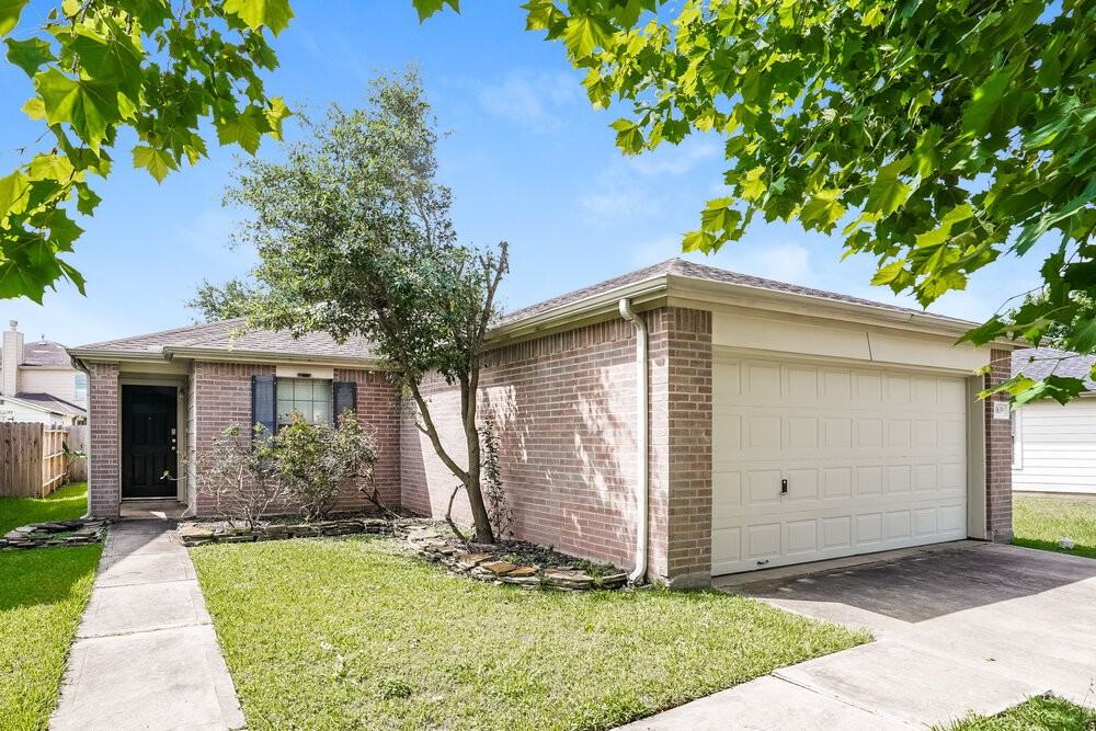 20639 Tealbrook Dr - Photo 3 of 16