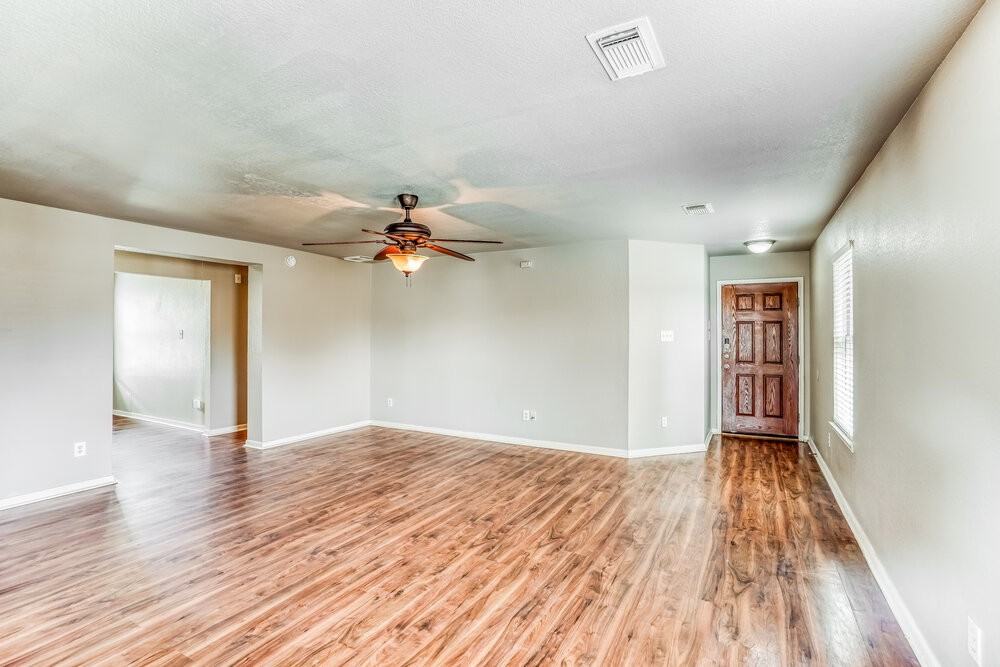 20639 Tealbrook Dr - Photo 5 of 16