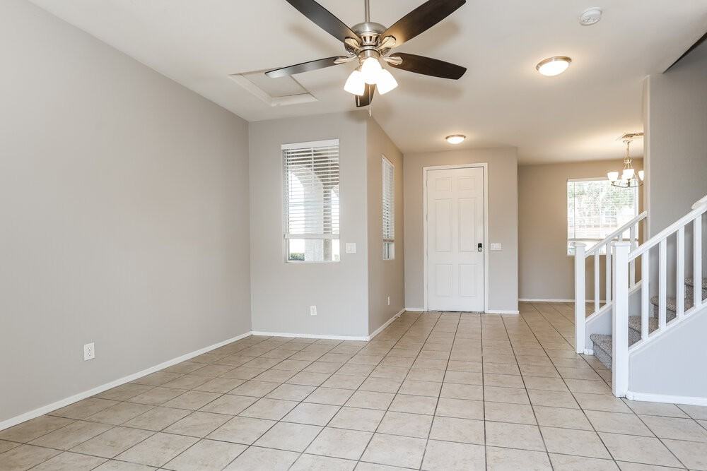3728 S 54th Gln - Photo 5 of 17