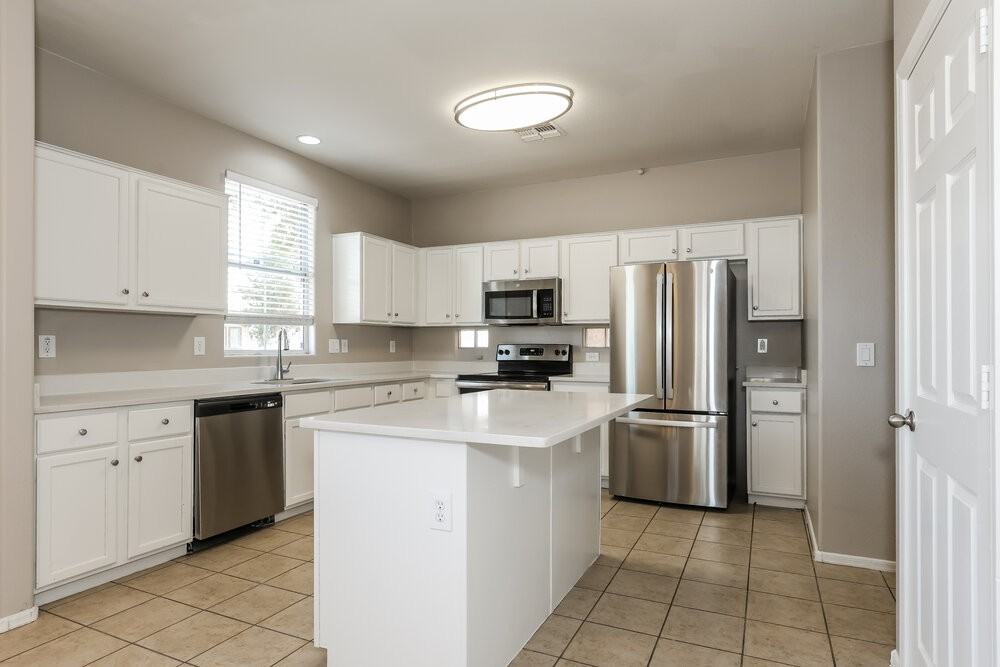 3728 S 54th Gln - Photo 7 of 17