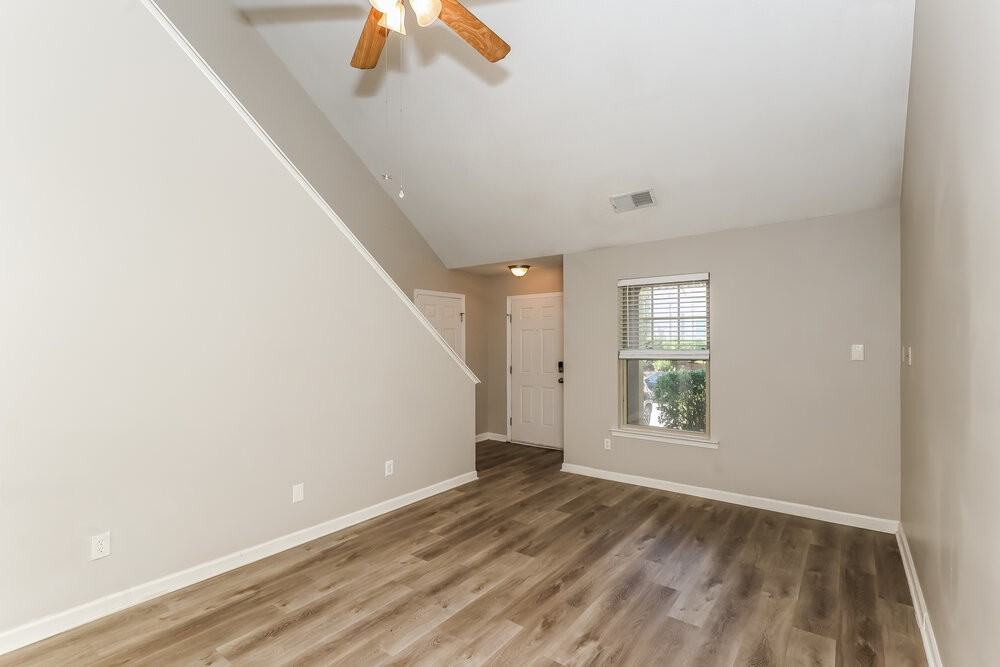 214 Ben Ln - Photo 6 of 17