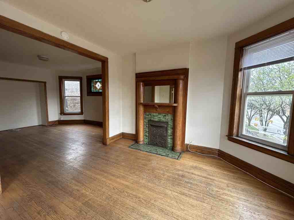 1216 W Addison St #2F - Photo 4 of 14