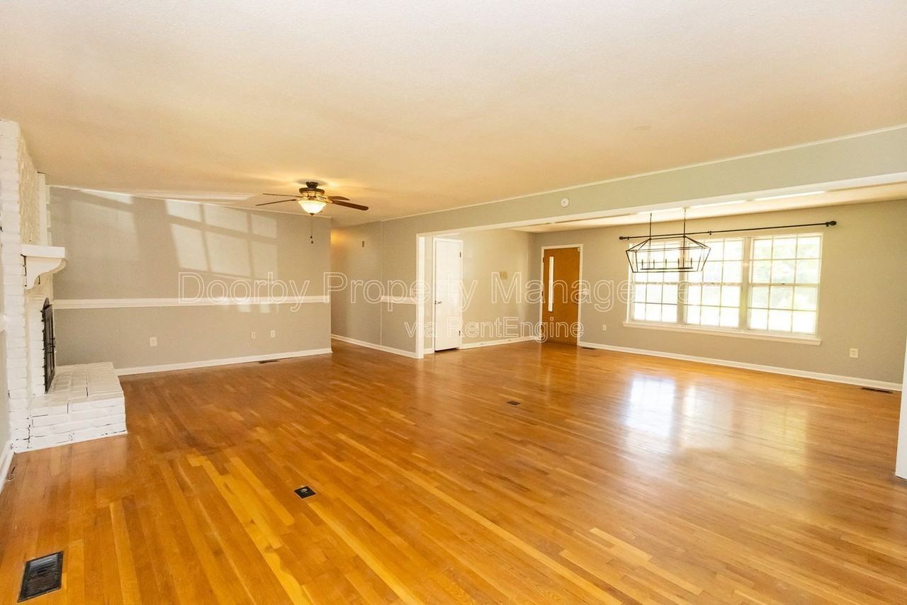 834 Kay Cir - Photo 3 of 25