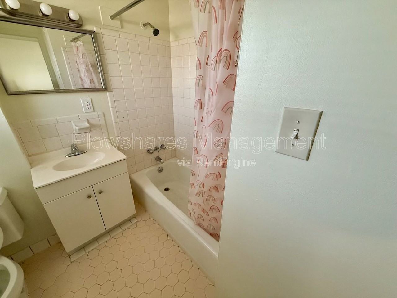 5504 Lodema Way #4 - Photo 4 of 9