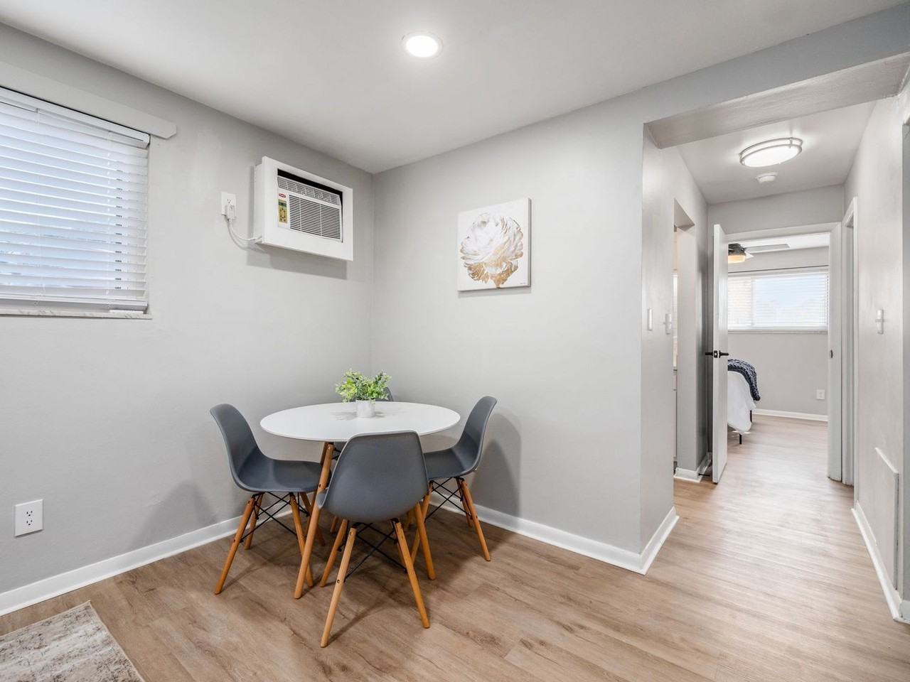 980 King Ave #202 - Photo 5 of 22