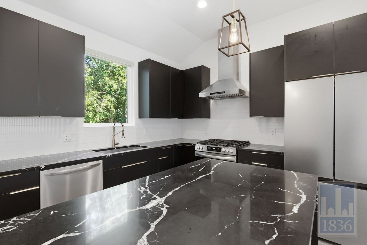 505 Thelma Dr #B - Photo 2 of 29