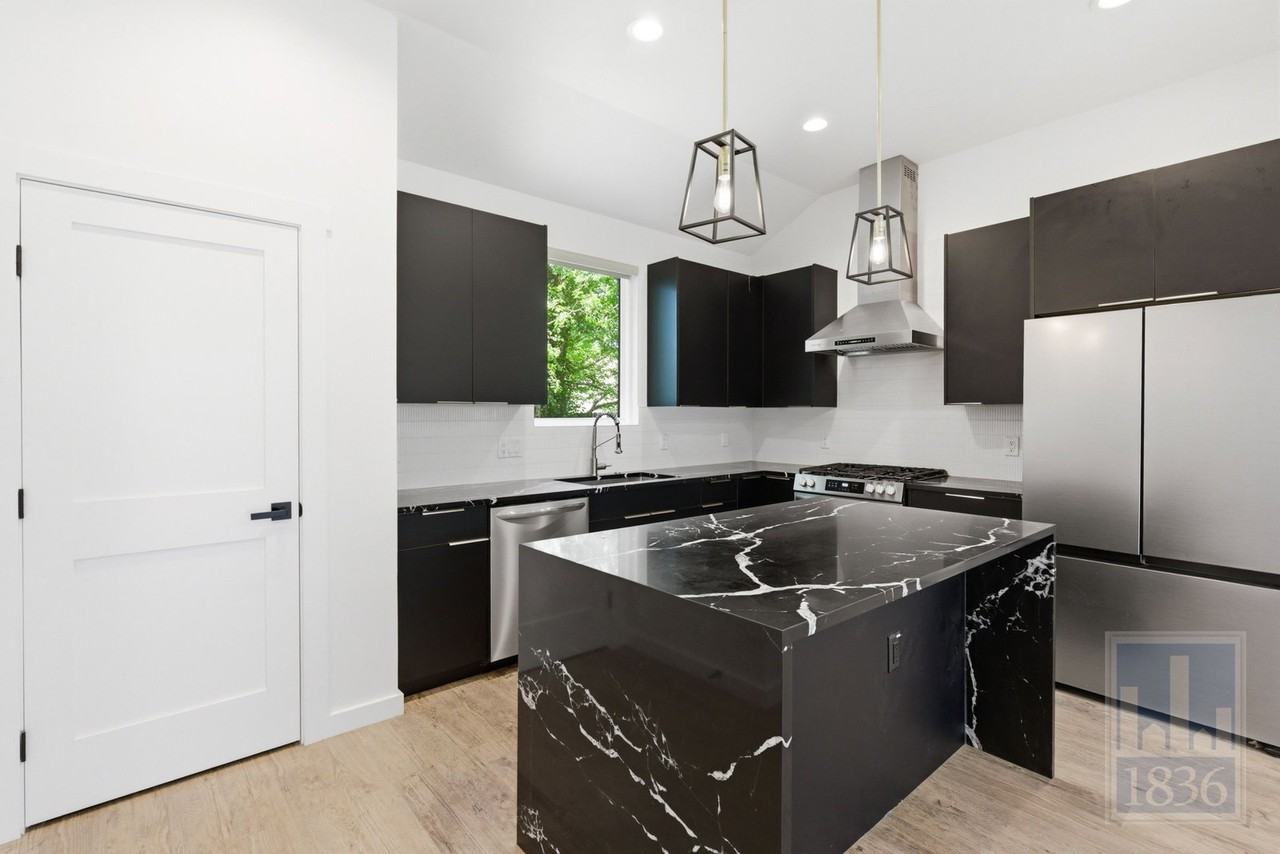 505 Thelma Dr #B - Photo 5 of 29
