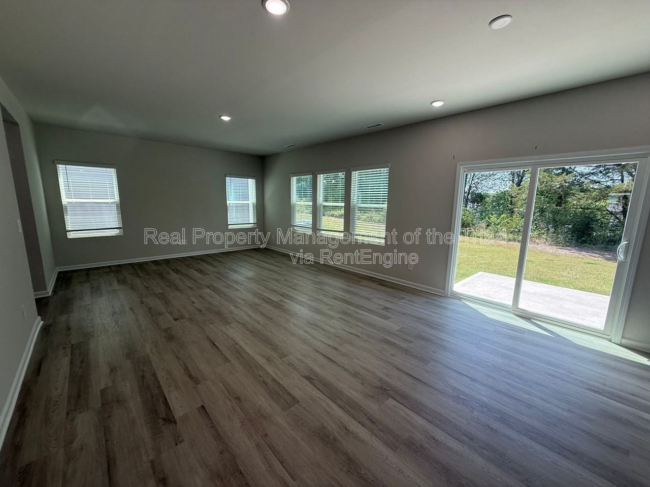 2215 Cherry Creek Rd - Photo 6 of 25