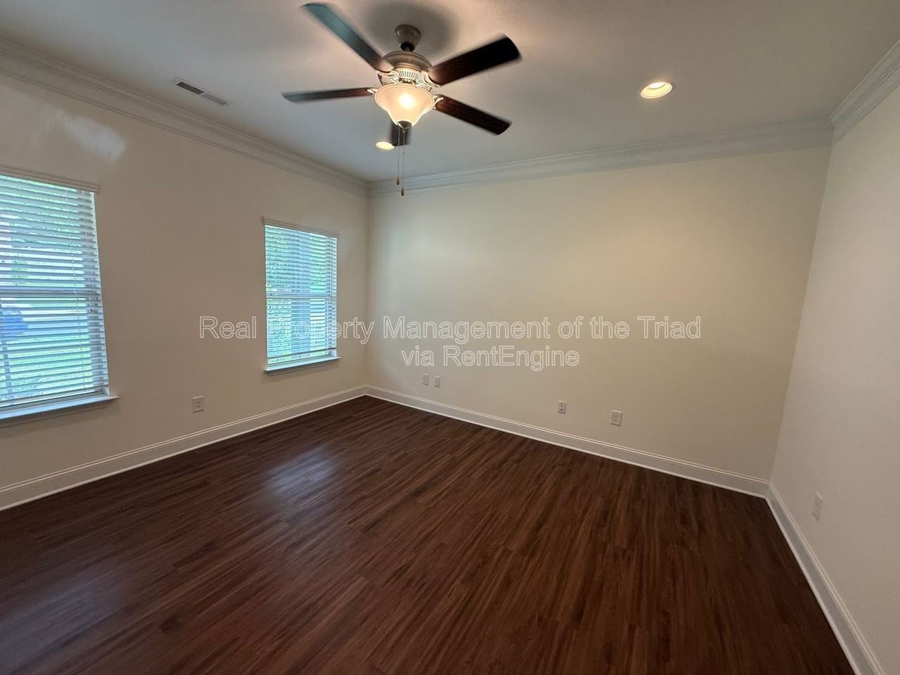 5741 Marblehead Dr - Photo 3 of 34