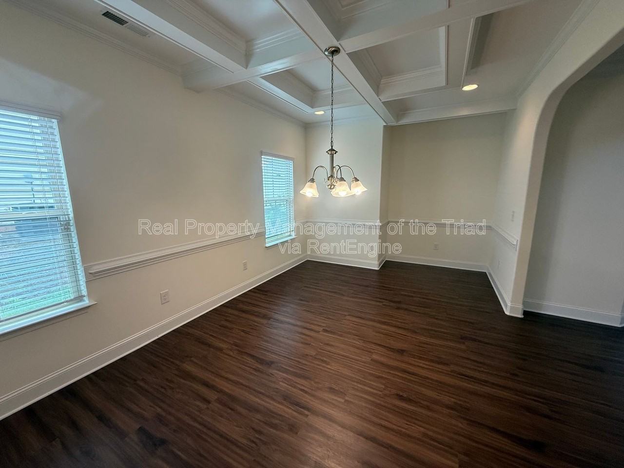 5741 Marblehead Dr - Photo 4 of 34