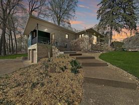 2541 Lakewood Ln - Photo 1 of 1