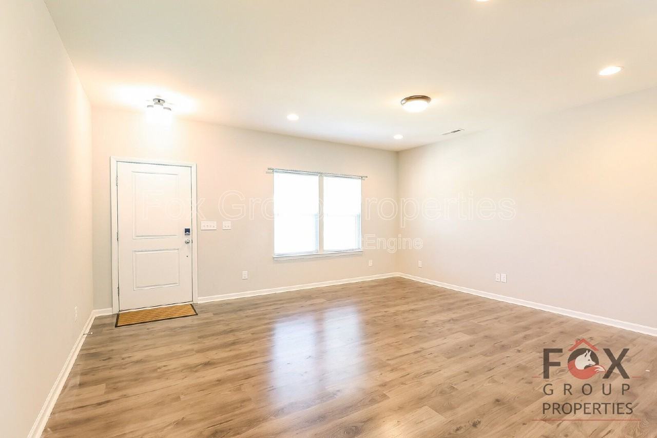 2692 Andes Dr - Photo 6 of 23