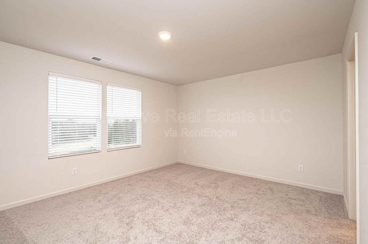 1926 Tranquility Cir #E - Photo 6 of 10