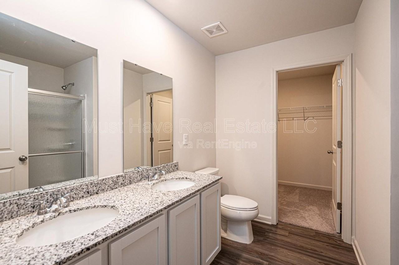 1926 Tranquility Cir #E - Photo 7 of 10