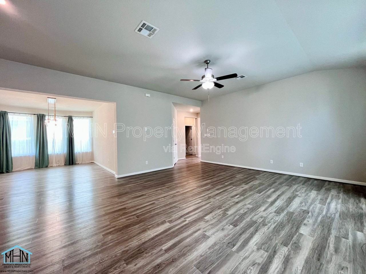 2307 Castello Way - Photo 6 of 33