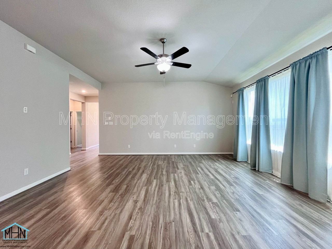 2307 Castello Way - Photo 7 of 33