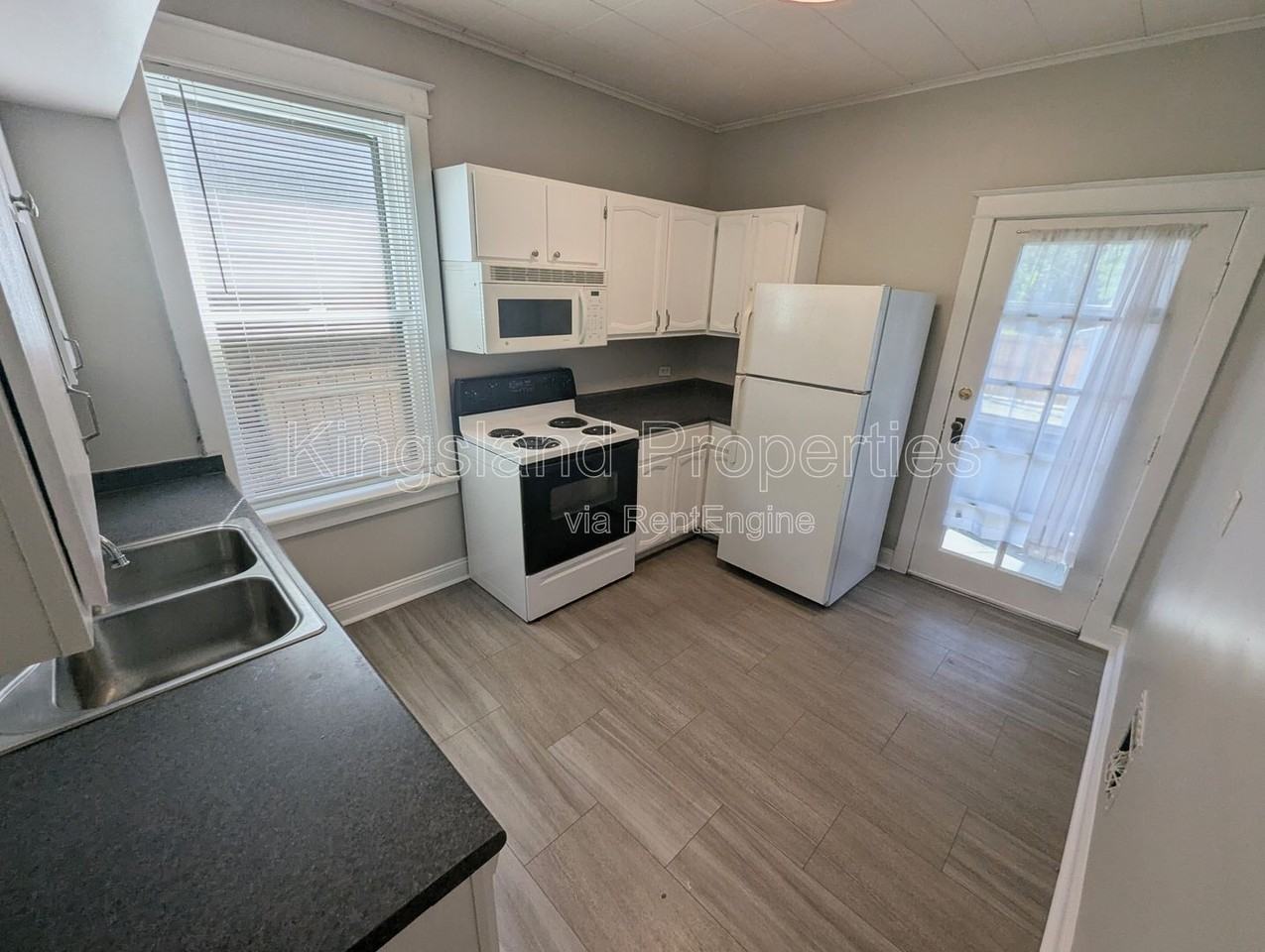 5707 Dewey Ave #1F - Photo 4 of 17