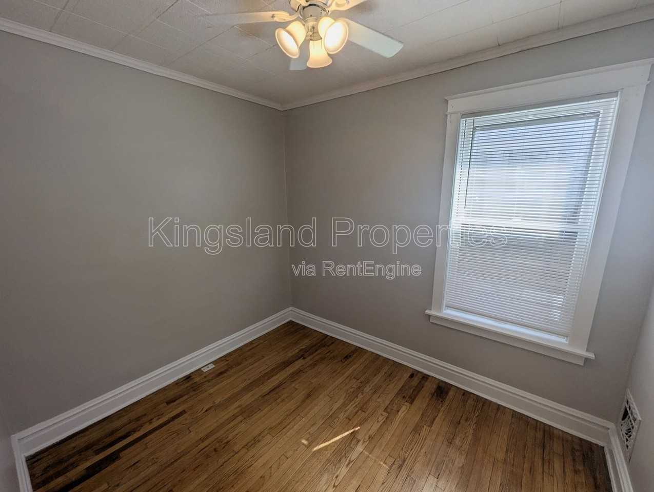 5707 Dewey Ave #1F - Photo 7 of 17