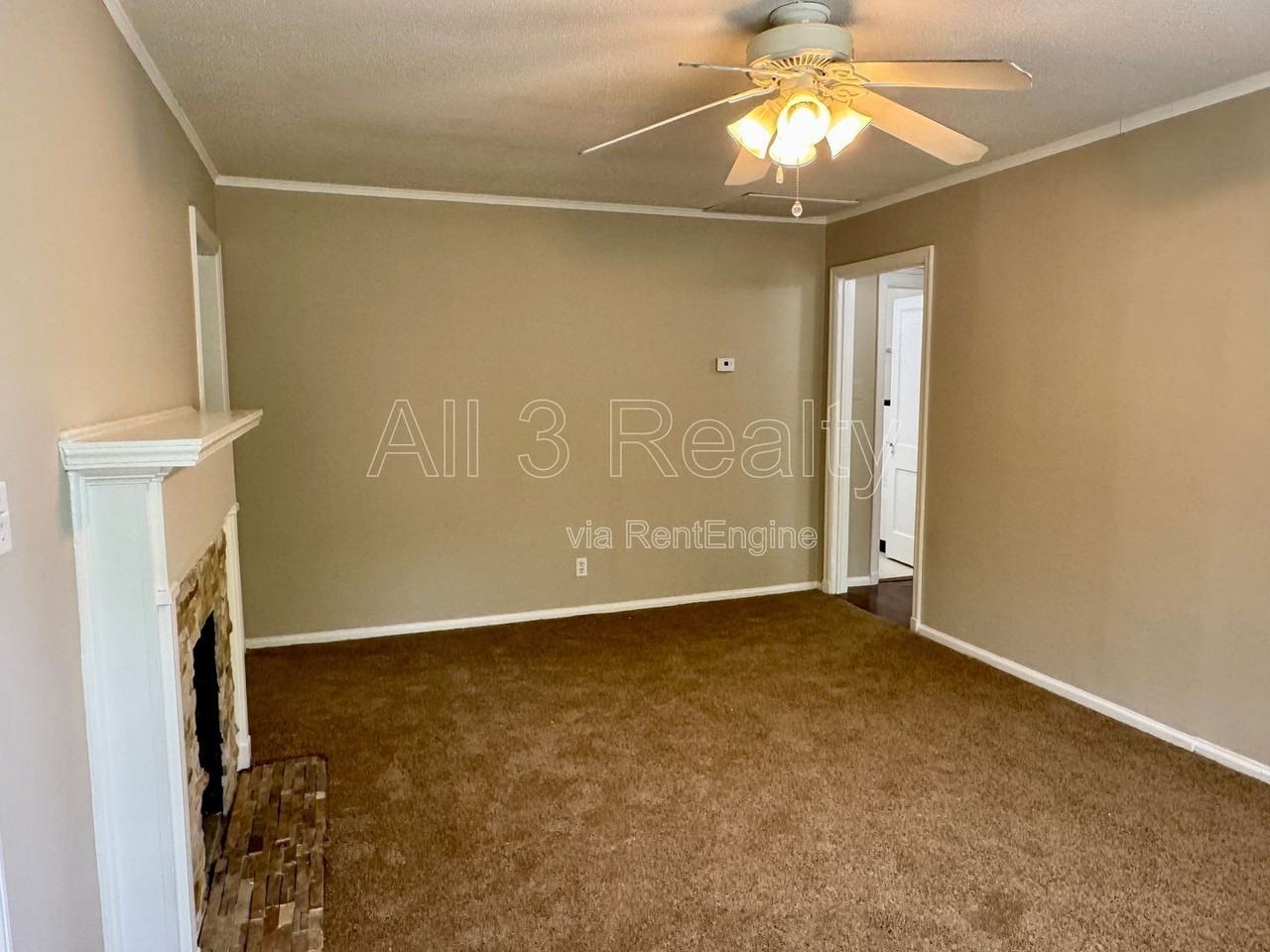 301 Bradley Dr - Photo 7 of 25