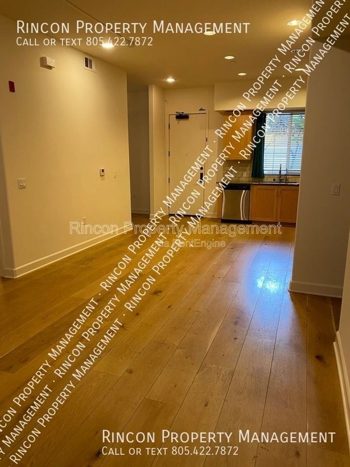 130 N Garden St #1107 - Photo 3 of 16
