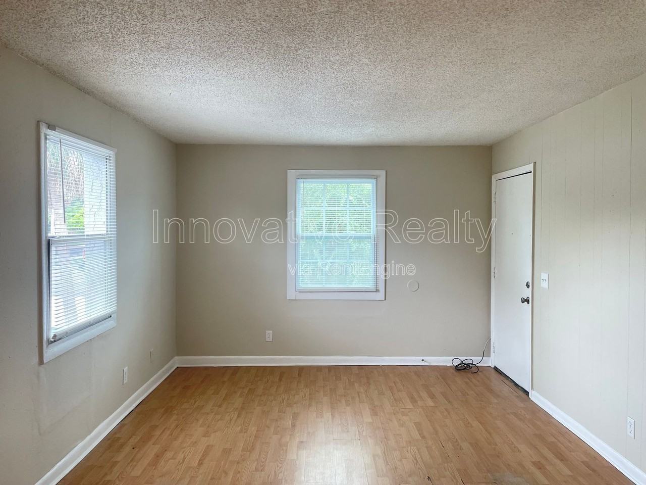 5101 Curry Ford Rd #4 - Photo 2 of 11
