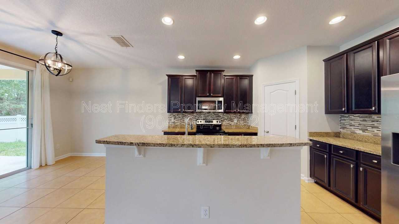 145 Woodfield Ln - Photo 6 of 35