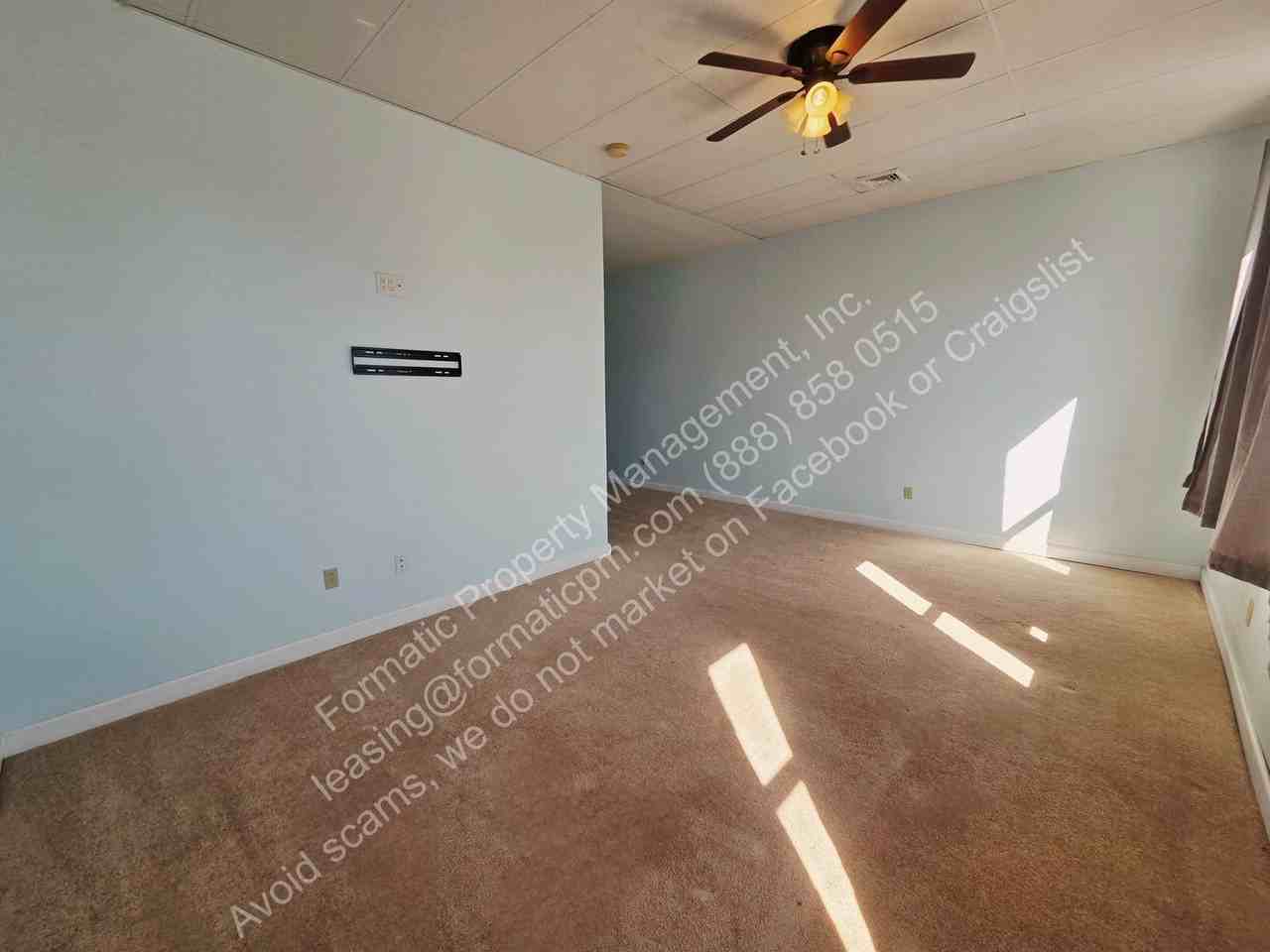 38 W Market St #3 - Photo 2 of 9