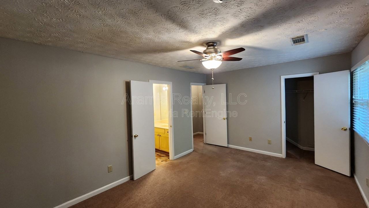 3590 Main Station Dr Sw #1 - Photo 5 of 16