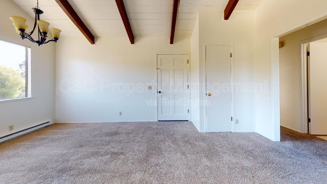 530 Junipero Ave #5 - Photo 4 of 7