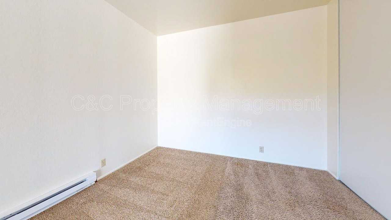 530 Junipero Ave #5 - Photo 5 of 7
