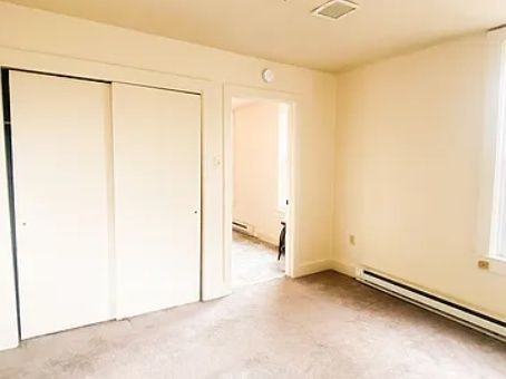 443 W Chestnut St #6 - Photo 6 of 6