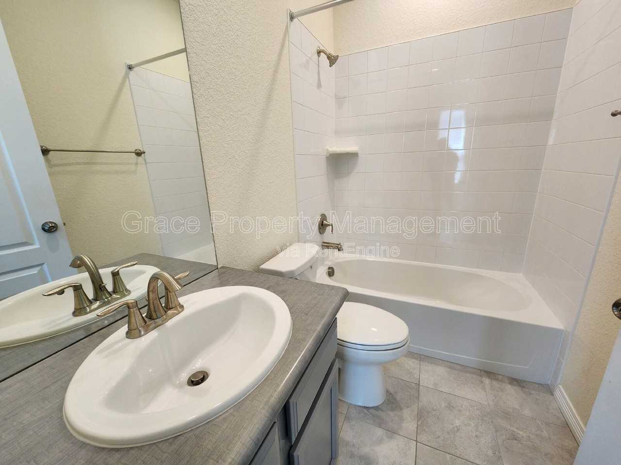 808 Byrd Dr - Photo 5 of 30
