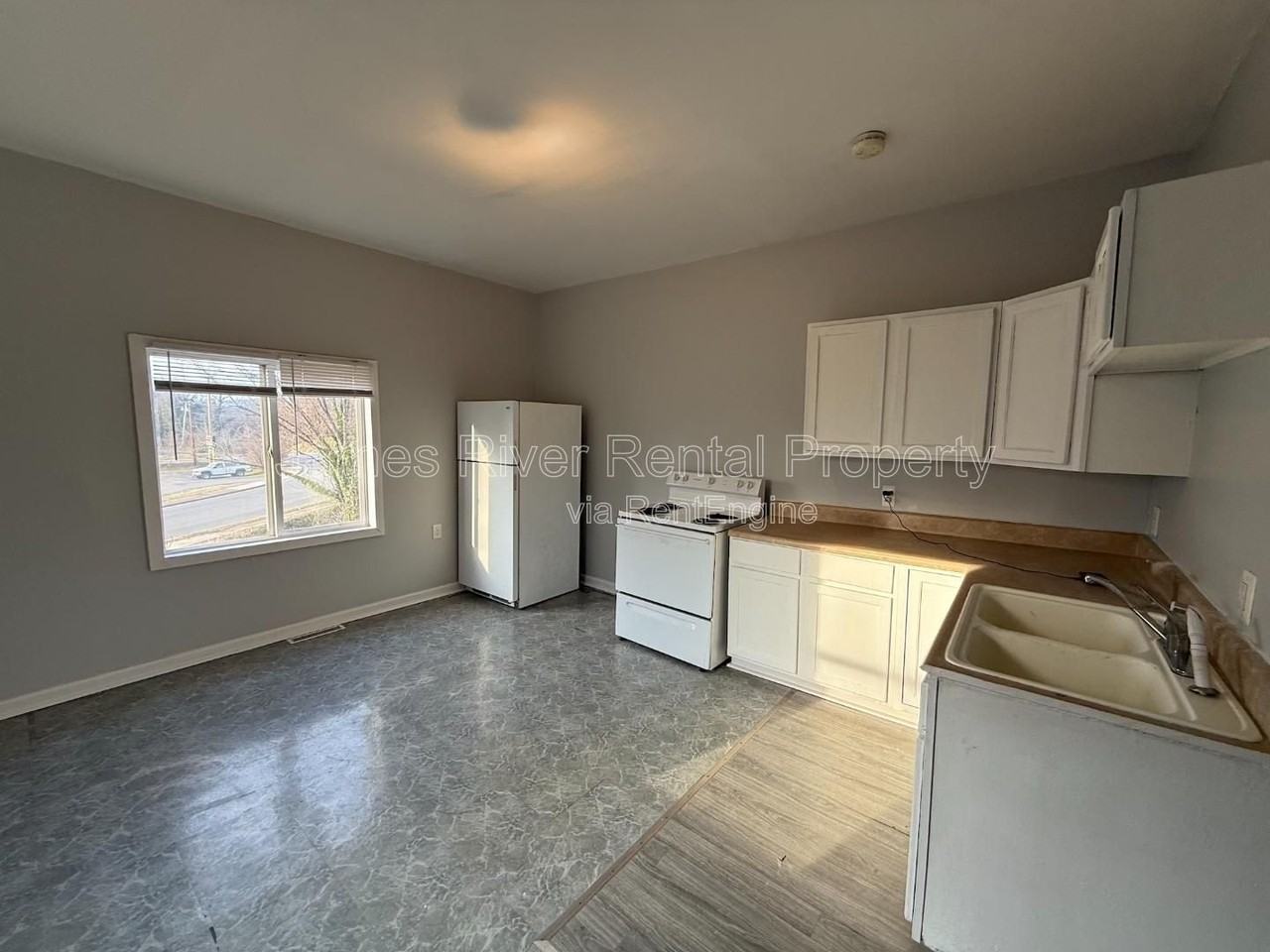 1507 6th St - Photo 3 of 13
