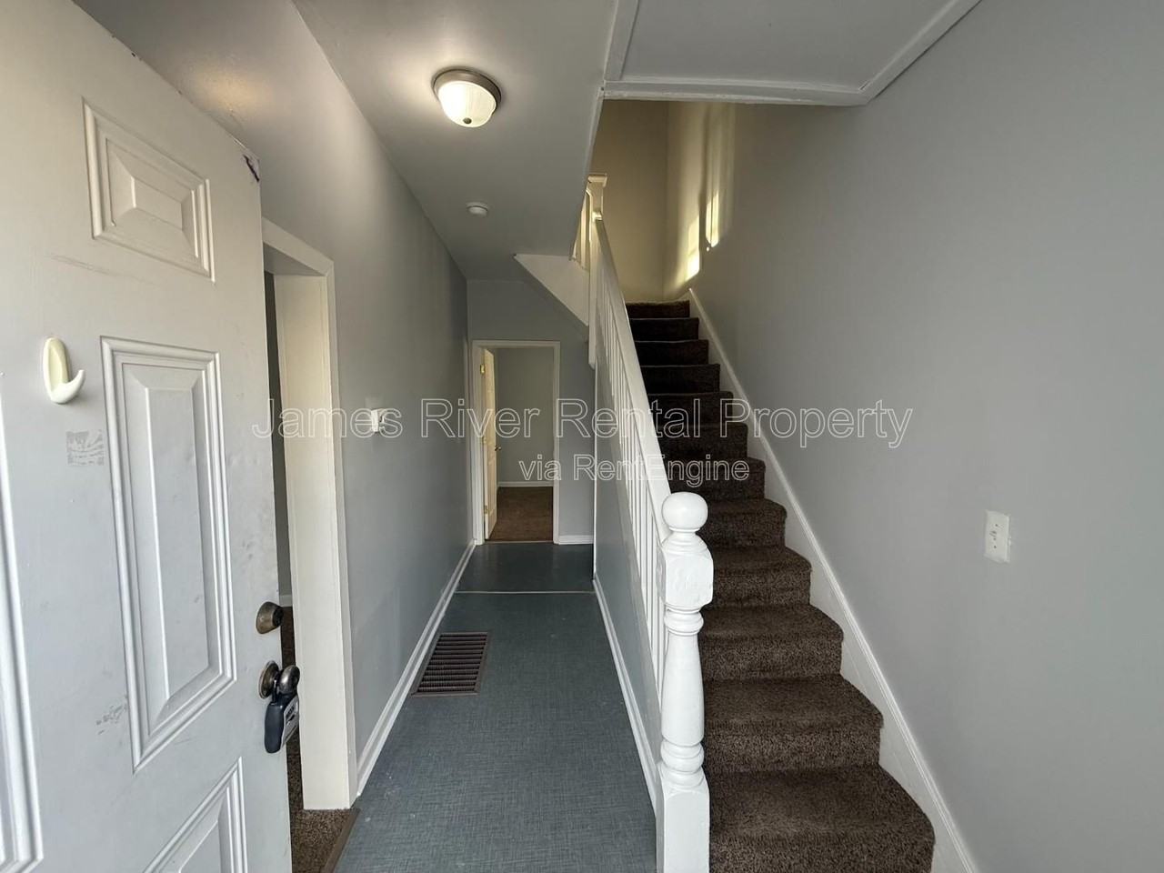 1507 6th St - Photo 7 of 13