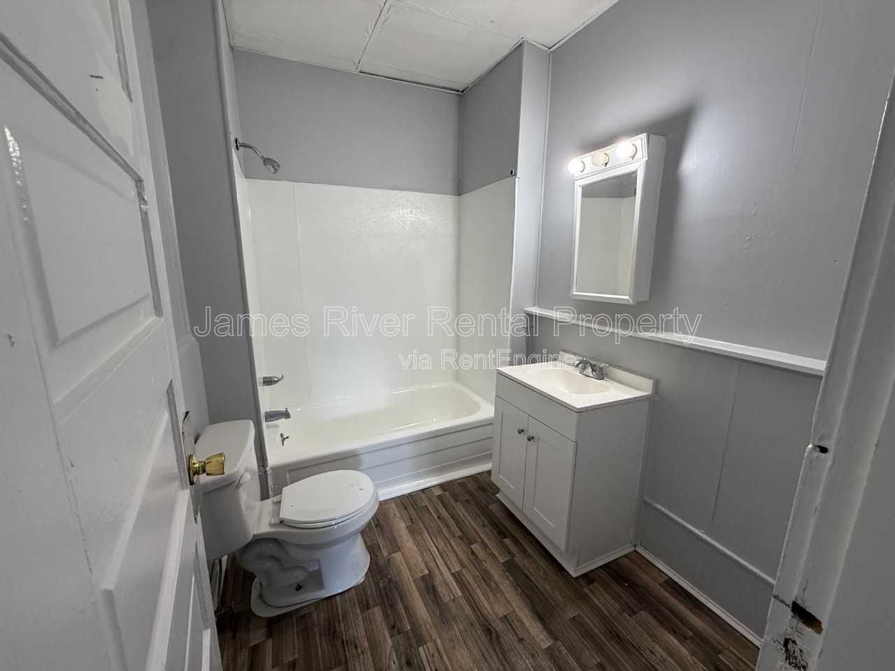 2107 Park Ave #4 - Photo 5 of 12