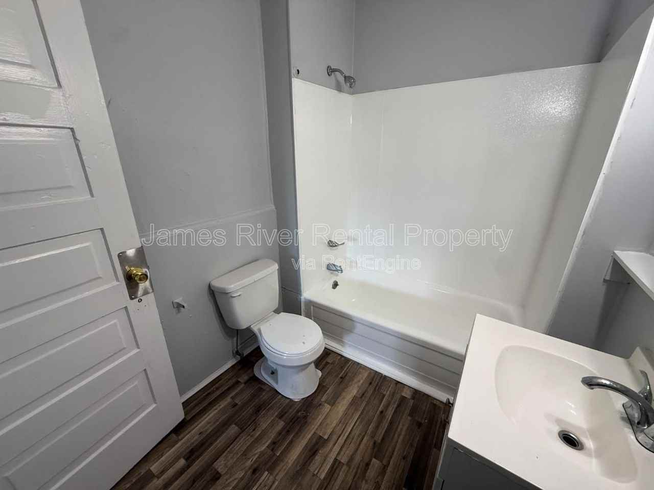 2107 Park Ave #4 - Photo 7 of 12