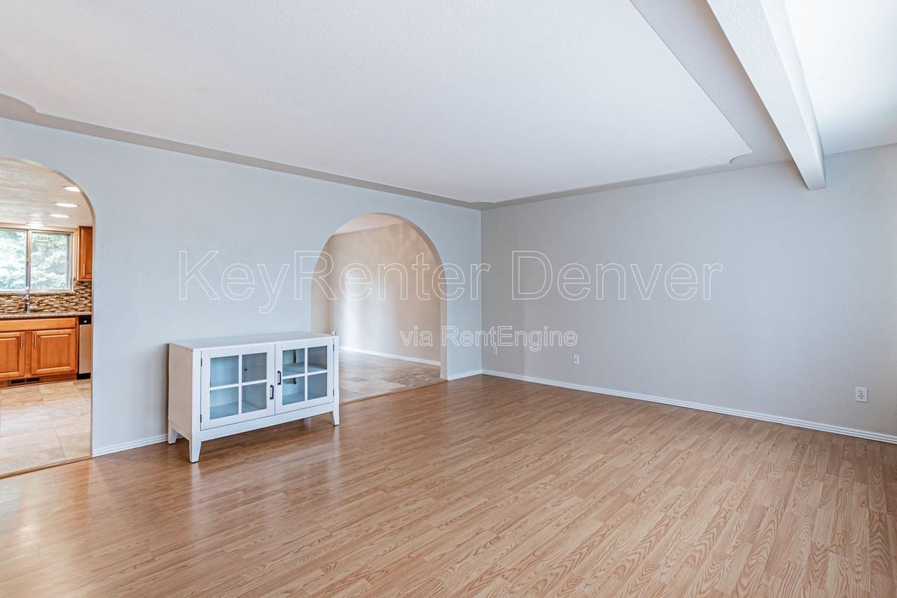 4419 S Xavier St - Photo 4 of 47