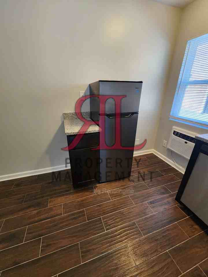 675 Riverview Dr #A4 - Photo 3 of 19